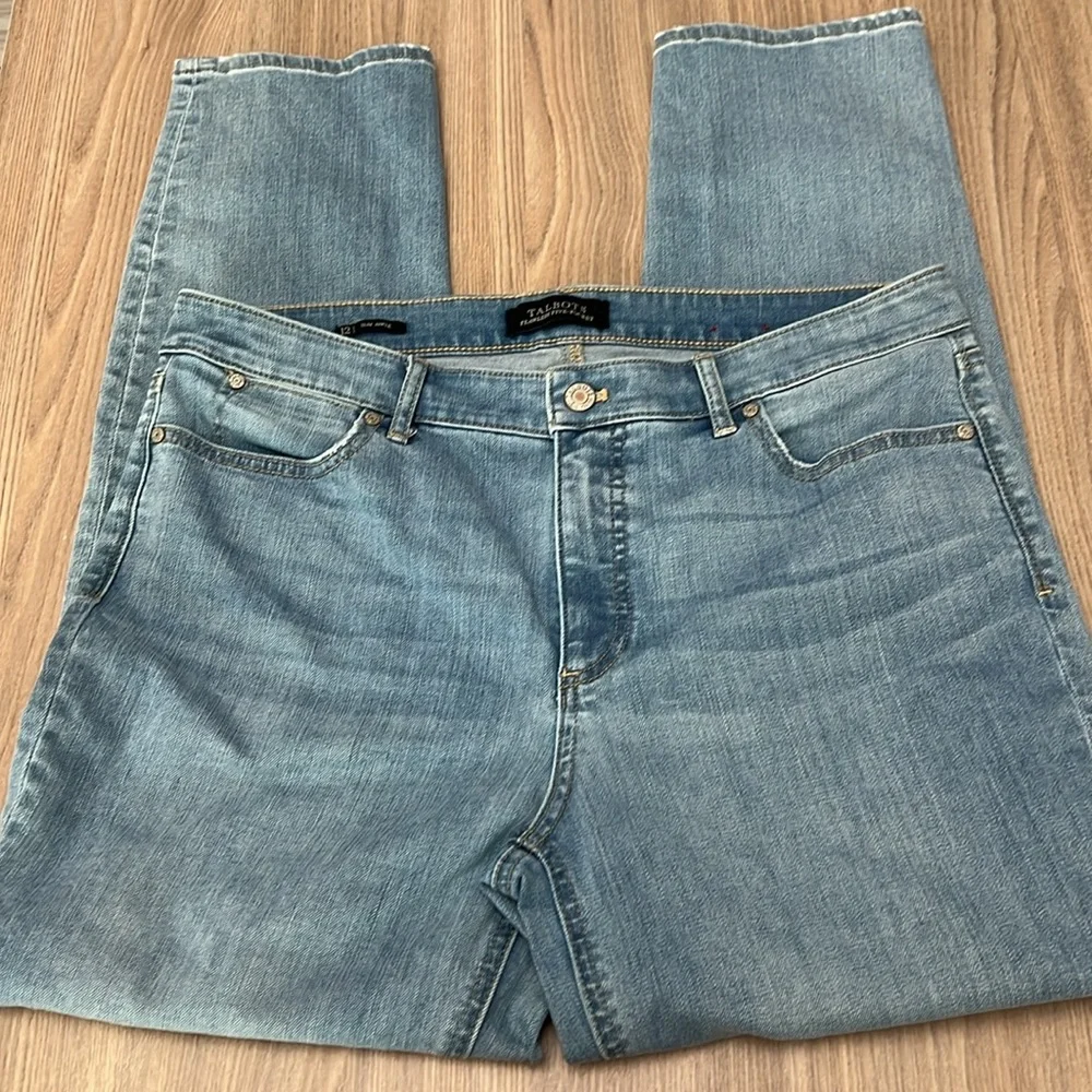 Talbots Flawless Five Pocket Slim Ankle Jeans Size 12 - Picture 3 of 7